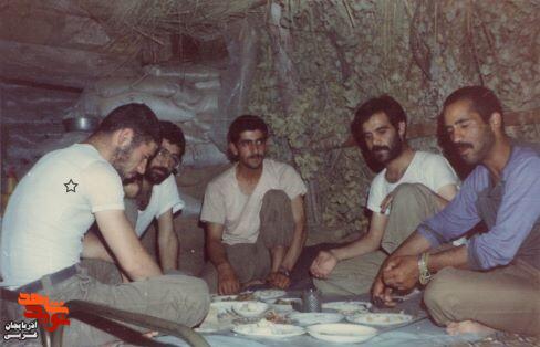 آلبوم عکس شهید «حسین احیاء عصر» منتشر شد