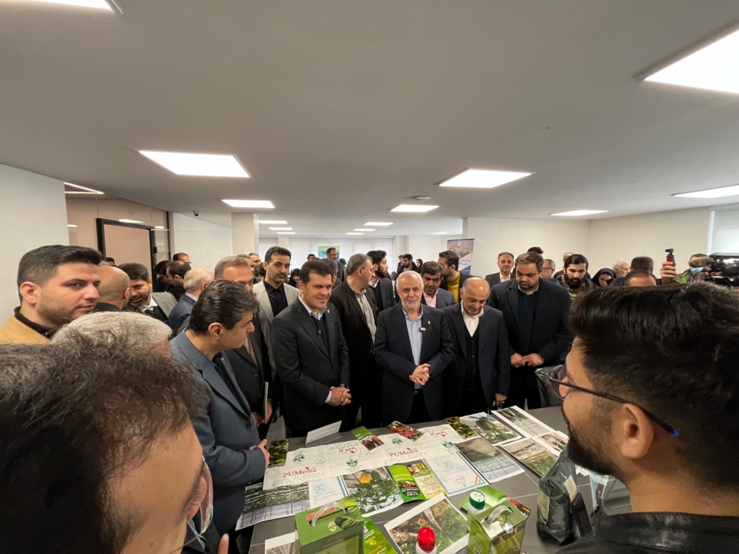 افتتاح برج نوآوری و فناوری «شاهد و ایثار» با حضور معاونان رئیس‌جمهور