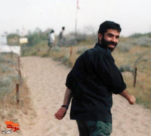 من مال این دنیا نیستم