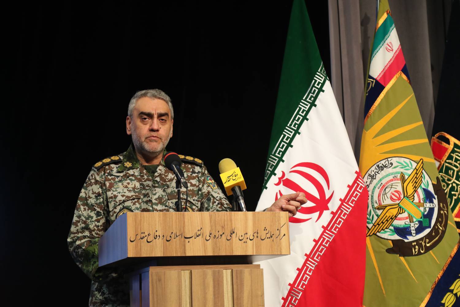 آیین تجلیل از پژوهشگران برگزیده دفاع مقدس و مقاومت در موزه ملی انقلاب اسلامی برگزار شد