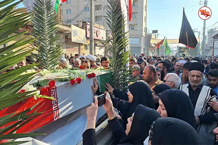 آیین تشییع باشکوه پیکر مطهر هشت شهید گمنام در اهواز برگزار شد آیین تشییع باشکوه پیکر مطهر هشت شهید گمنام در اهواز برگزار شد