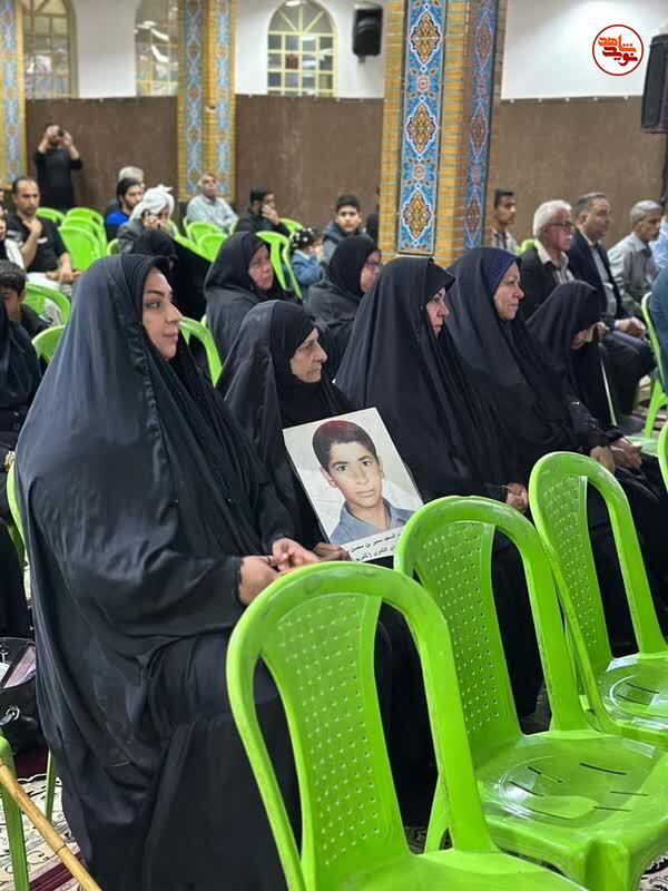 آیین تجلیل از پدران و مادران شهدای بندر ماهشهر برگزار شد