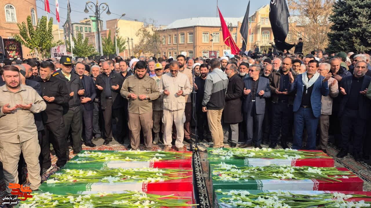 تشییع پیکر مطهر ۶ شهید گمنام دوران دفاع مقدس