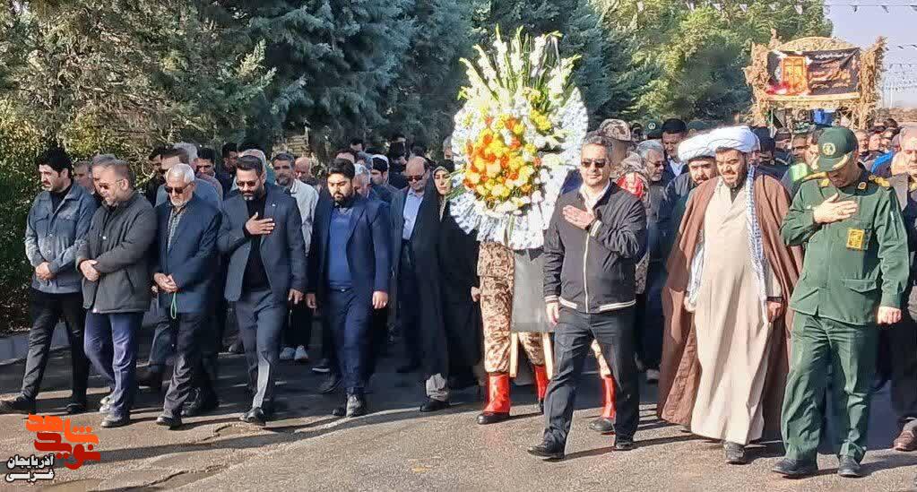 تشییع شهید گمنام دوران دفاع مقدس در شهرستان باروق