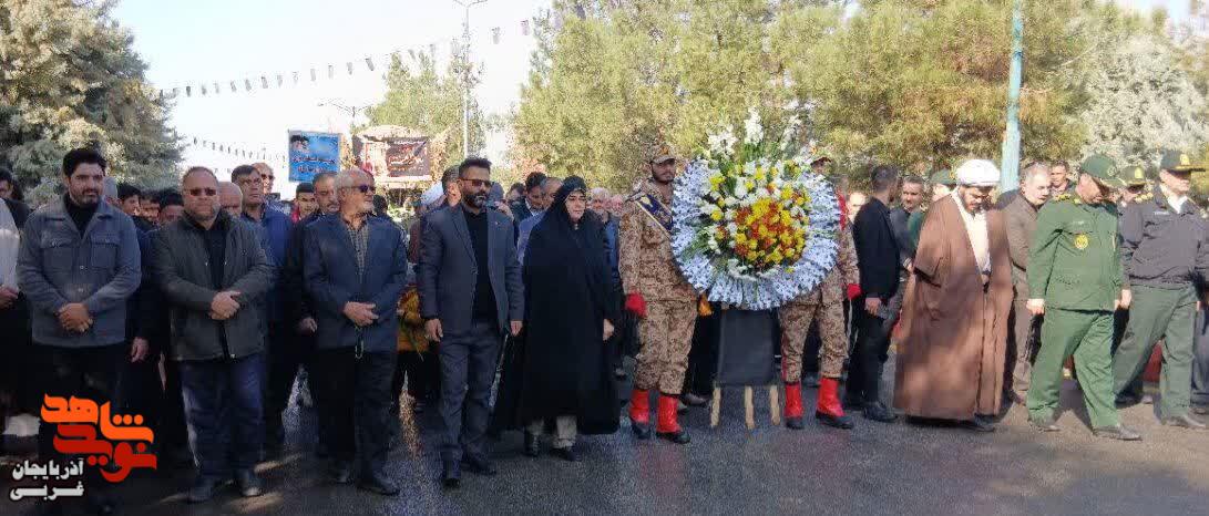 تشییع شهید گمنام دوران دفاع مقدس در شهرستان باروق