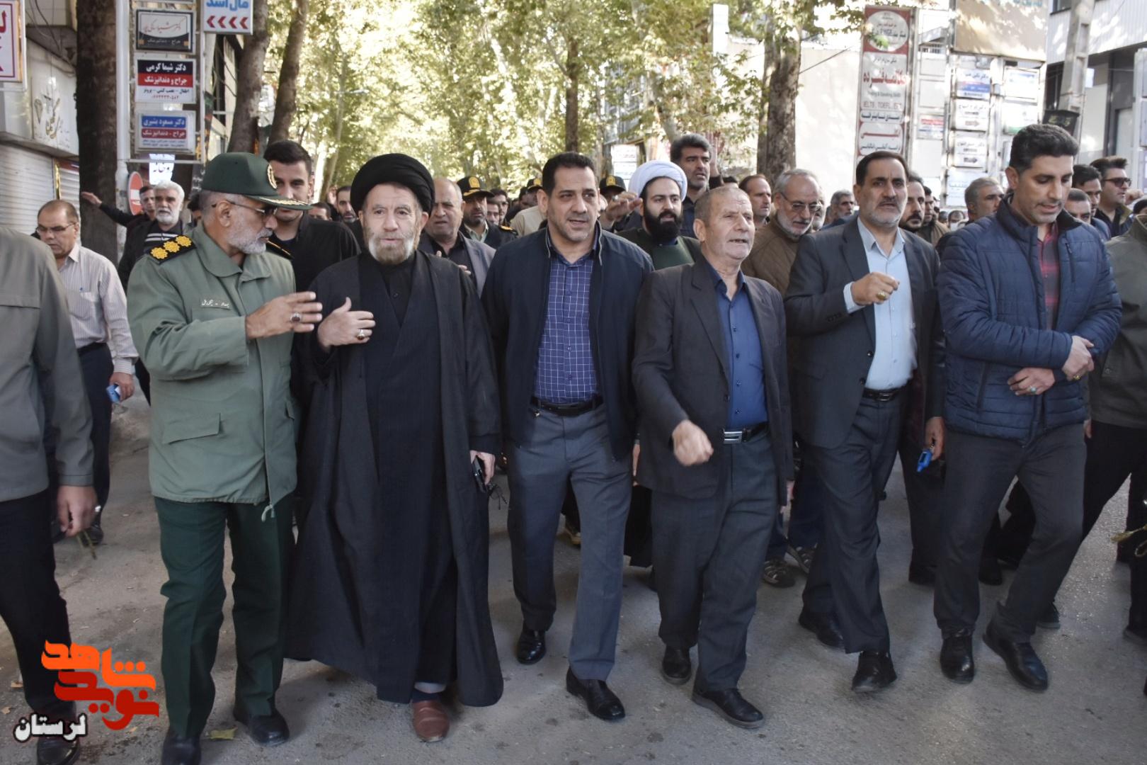 تشییع و بدرقه لاله‌های گمنام در خرم‌آباد