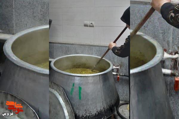 پیوند مسجد و مدرسه برای نخستین بار در قزوین؛ وداع دانش‌آموزان با شهید گمنام