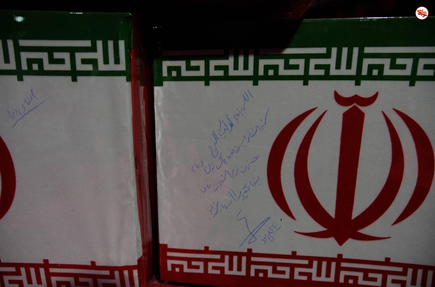 گزارش تصویری/ آیین وداع با پیکرهای مطهر ۱۰۰ شهید گمنام