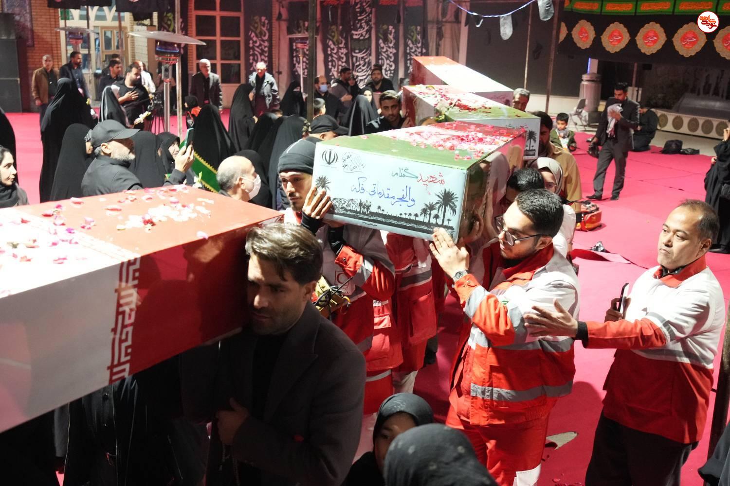 گزارش تصویری/ آیین وداع با پیکرهای مطهر ۱۰۰ شهید گمنام