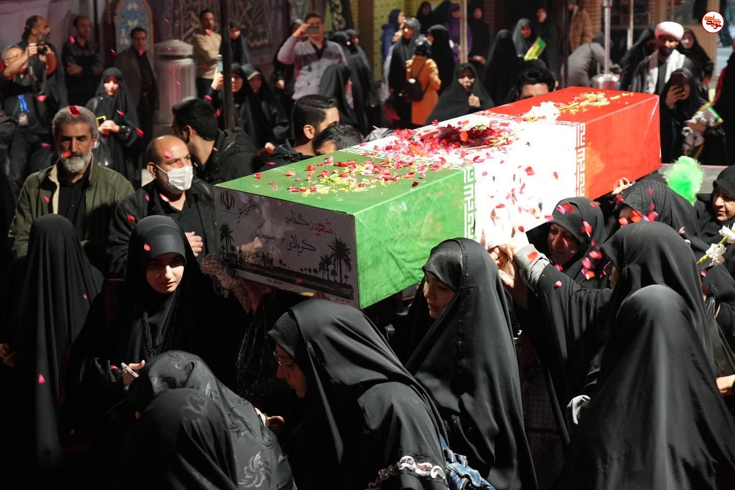 گزارش تصویری/ آیین وداع با پیکرهای مطهر ۱۰۰ شهید گمنام