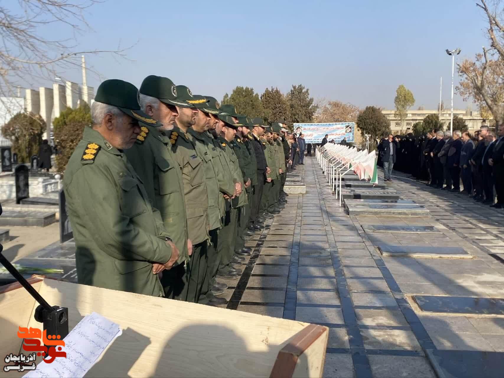 ادای احترام به مقام شامخ شهدای شهرستان چایپاره به مناسبت هفته بسیج