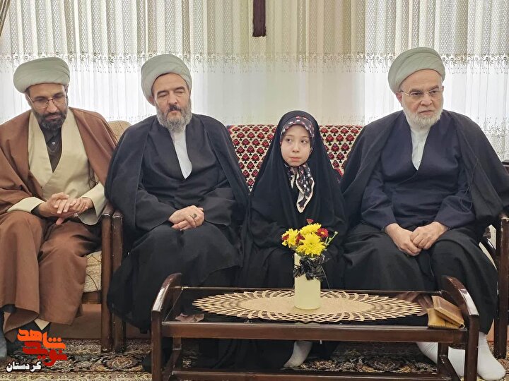 دلجویی نماینده ولی‌فقیه و مدیرکل بنیاد شهید کردستان از خانواده شهدای جنگ رمضان استان/تصاویر