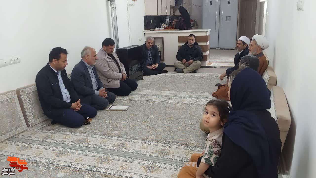 دیدار از خانواده شهدای جنگ رمضان توسط اعضای شورای تامین و مسئولین شهرستان بوکان