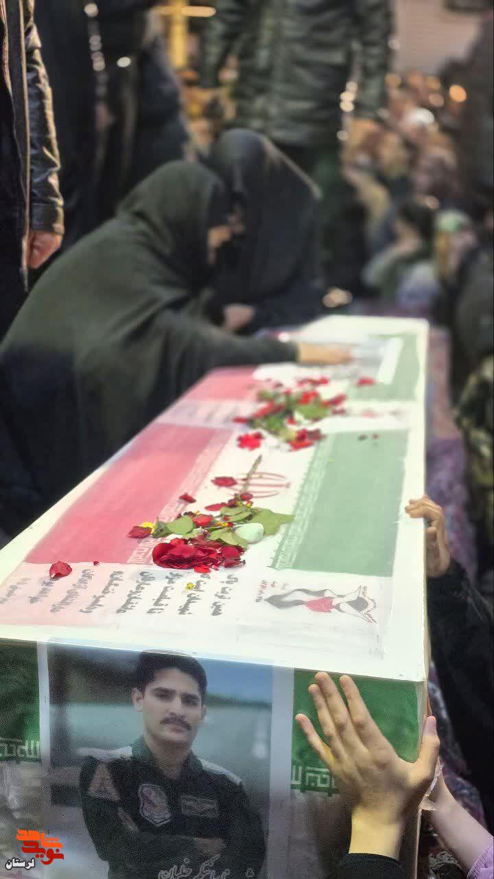 مراسم تشییع پیکر خلبان شهید «محمد امینی پور» در الشتر