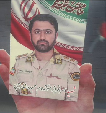 چراغ خانهام مردانه رفت؛ روایت مادری که شجاعت فرزندش را با اشک بدرقه کرد چراغ خانهام مردانه رفت؛ روایت مادری که شجاعت فرزندش را با اشک بدرقه کرد
