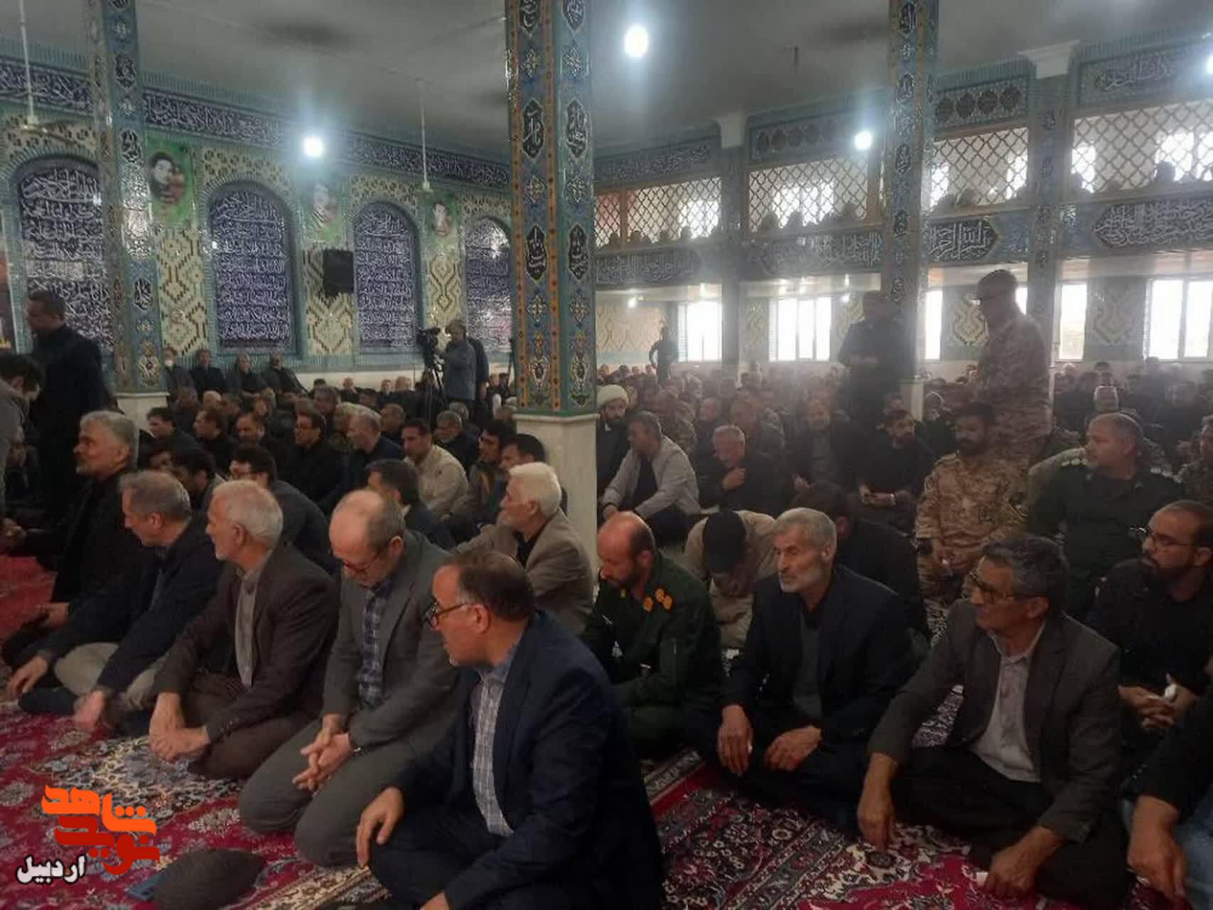 برگزاری چهلمین روز شهادت«پروین میرزایی» و «محنا و مهنیا حسنزاده» در اردبیل برگزاری چهلمین روز شهادت«پروین میرزایی» و «محنا و مهنیا حسنزاده» در اردبیل