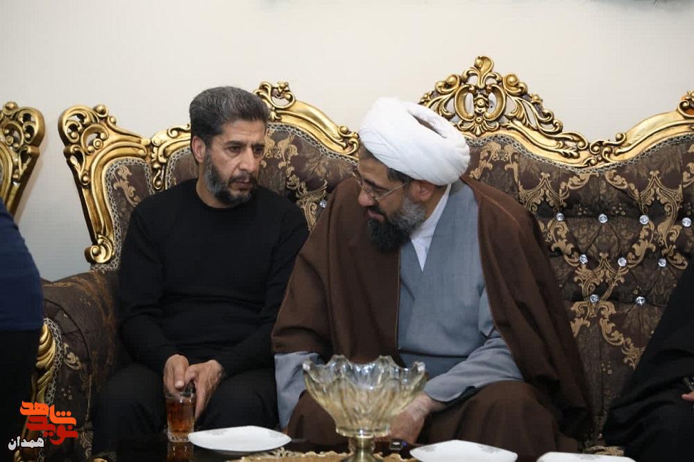 امام جمعه همدان با خانواده شهدای تویسرکان دیدار کرد