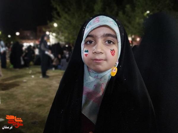 پنجاهمین شب تجمع مردم خرم آباد و باز دختران پای کار انقلاب