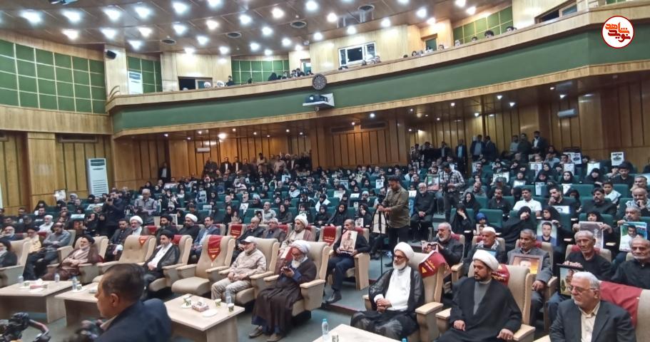 مراسم تجلیل و تکریم خانوادههای معظم شهدای جنگ تحمیلی سوم در خوزستان برگزار شد مراسم تجلیل و تکریم خانوادههای معظم شهدای جنگ تحمیلی سوم در خوزستان برگزار شد