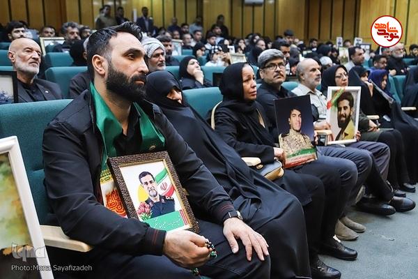 گزارش تصویری/ برگزاری مراسم تجلیل و تکریم خانوادههای شهدای جنگ رمضان در خوزستان / بخش اول گزارش تصویری/ برگزاری مراسم تجلیل و تکریم خانوادههای شهدای جنگ رمضان در خوزستان / بخش اول