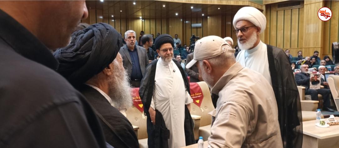 گزارش تصویری/ برگزاری مراسم تجلیل و تکریم خانوادههای شهدای جنگ رمضان در خوزستان / بخش دوم گزارش تصویری/ برگزاری مراسم تجلیل و تکریم خانوادههای شهدای جنگ رمضان در خوزستان / بخش دوم