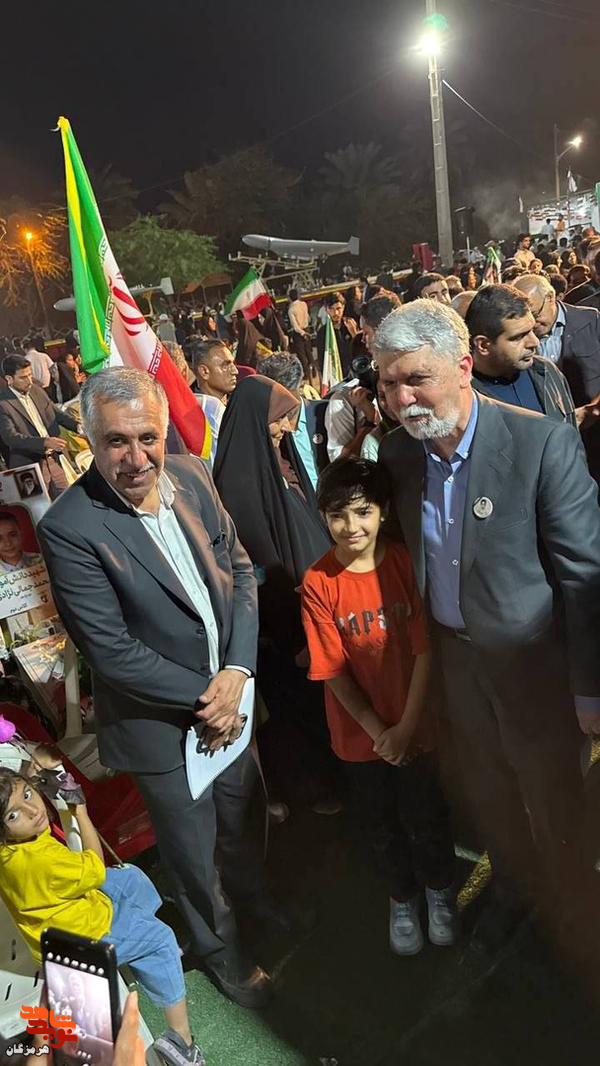 وزیر فرهنگ؛ میتوان صدها فیلم از ماجرای مدرسه میناب ساخت وزیر فرهنگ؛ میتوان صدها فیلم از ماجرای مدرسه میناب ساخت