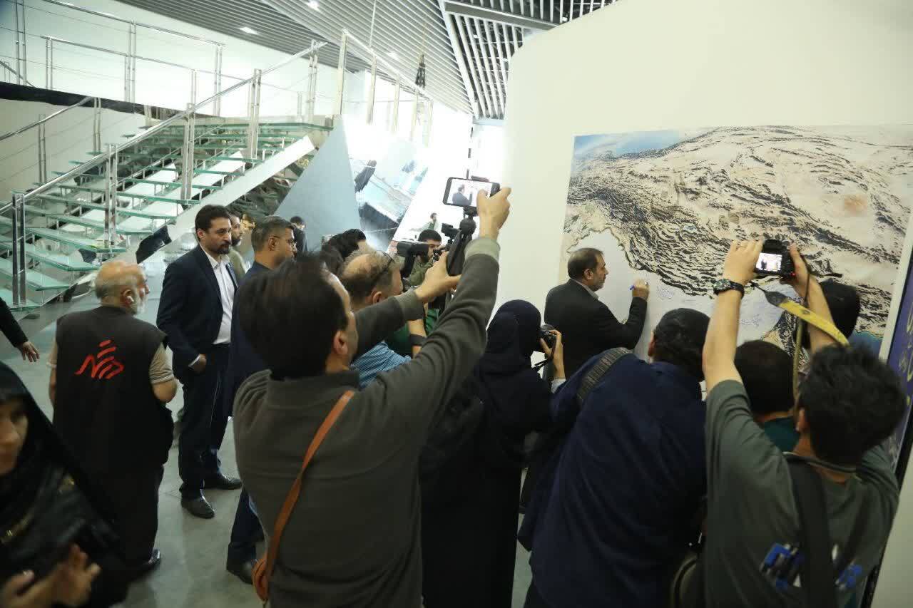 «دریای دلیران» گشایش یافت؛ روایت اسناد از خلیج فارس در موزه ملی انقلاب اسلامی و دفاع مقدس «دریای دلیران» گشایش یافت؛ روایت اسناد از خلیج فارس در موزه ملی انقلاب اسلامی و دفاع مقدس