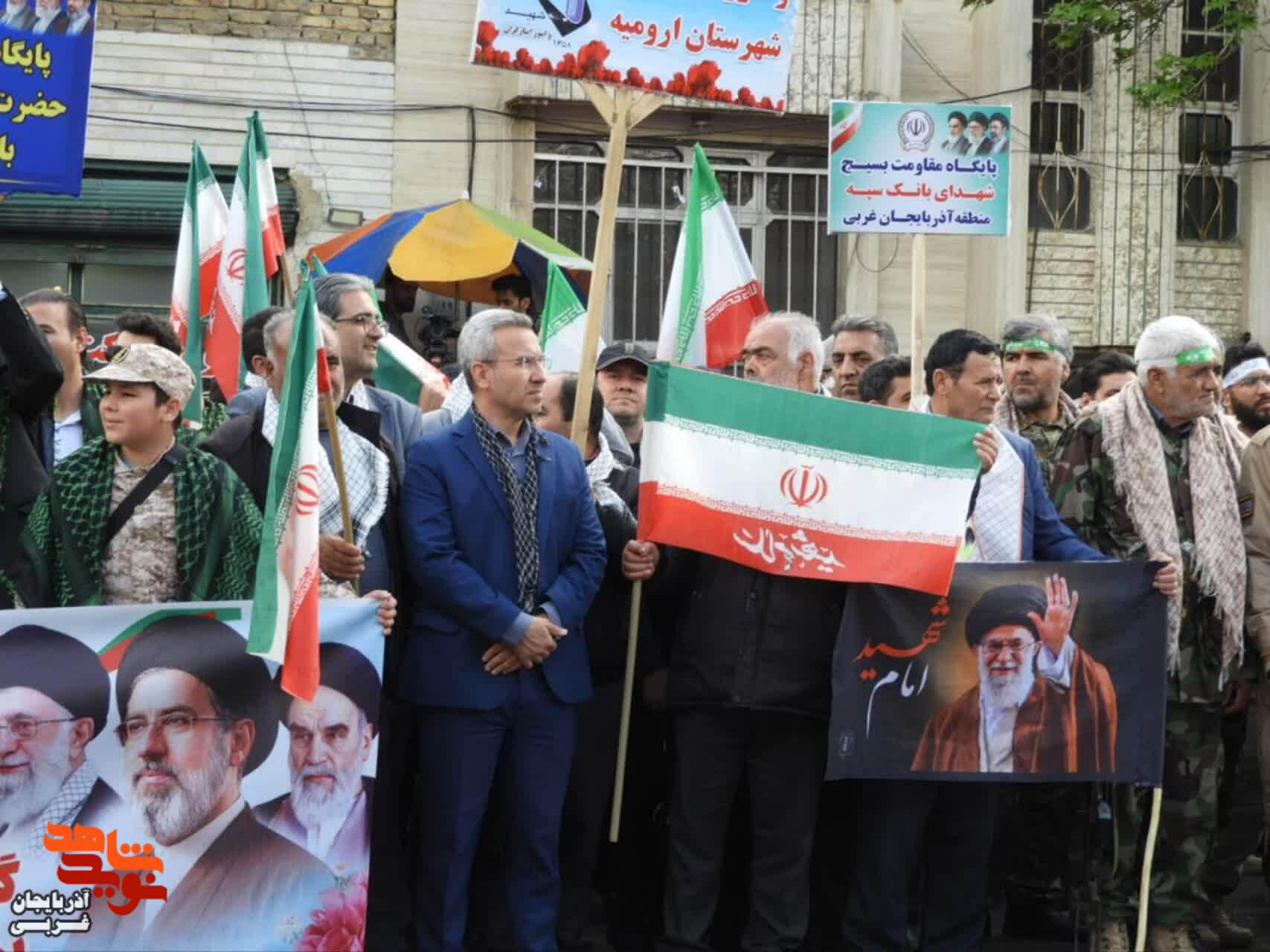 اجتماع باشکوه جان فدائیان ایران امام رضایی در ارومیه اجتماع باشکوه جان فدائیان ایران امام رضایی در ارومیه