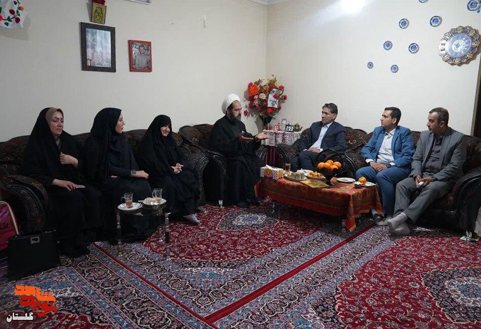 دیدار و تکریم خانواده شهید کارگر «غلامحسین سفیدیان» دیدار و تکریم خانواده شهید کارگر «غلامحسین سفیدیان»