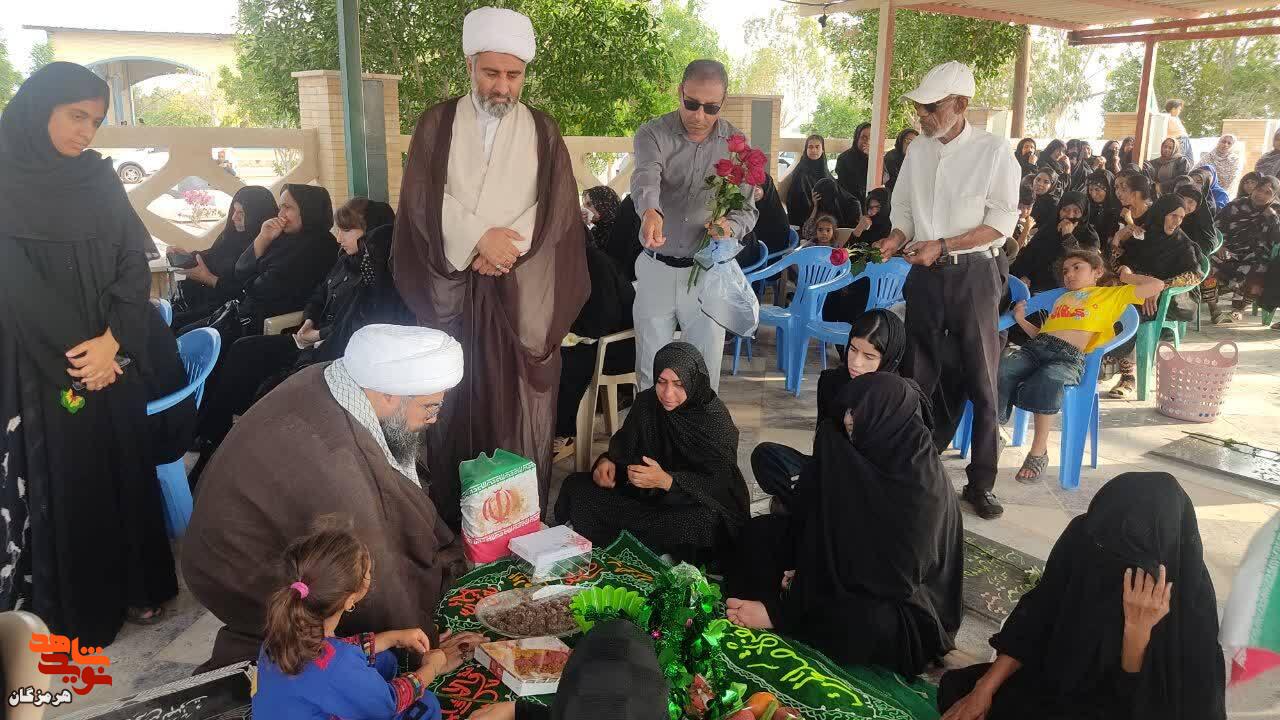 برگزاری مراسم اربعین شهید «ابوالفضل خانه باد» در بندرلنگه برگزاری مراسم اربعین شهید «ابوالفضل خانه باد» در بندرلنگه