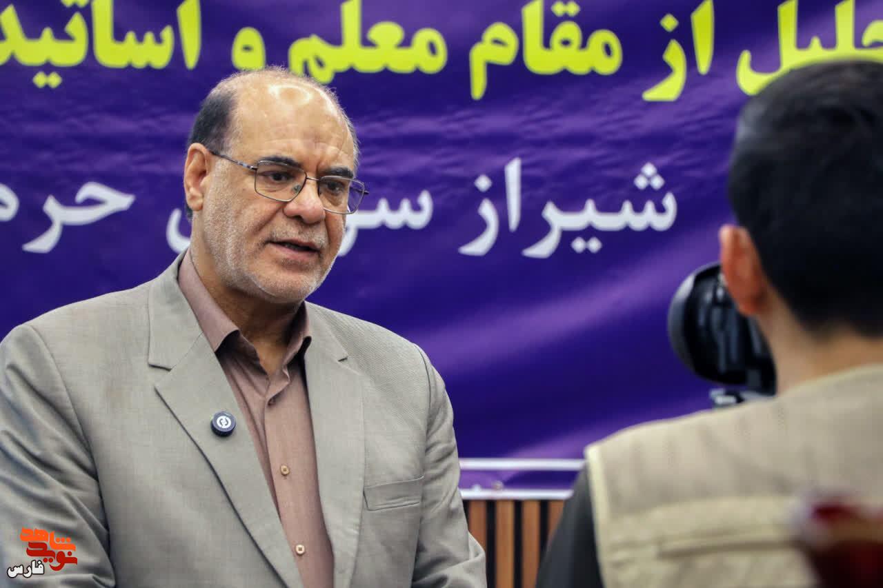 مدیرکل بنیاد شهید فارس: مردم مهمترین رکن اقتدار ملی هستند مدیرکل بنیاد شهید فارس: مردم مهمترین رکن اقتدار ملی هستند