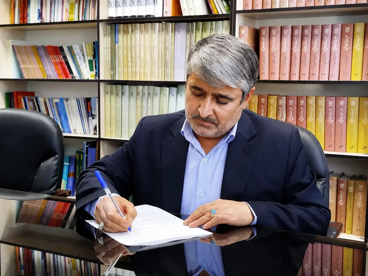 اسناد شهدا؛ &laquo;ریشه&zwnj;های مقاومت&raquo;