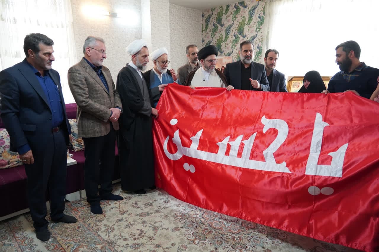 مسئولان و بازماندگان شهیدان تفکر شهدا را تبلیغ کنند مسئولان و بازماندگان شهیدان تفکر شهدا را تبلیغ کنند