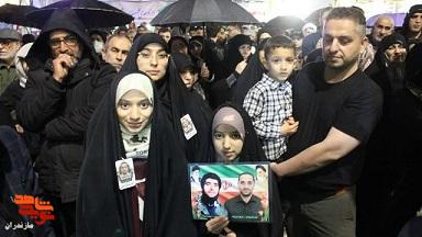 میزبانی و قدرشناسی مردم قائم شهر از خانواده شهید دانش آموز مینابی