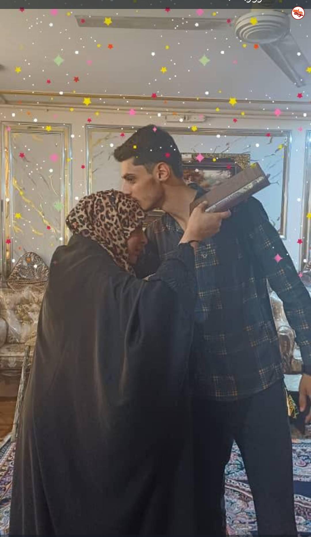 روایتی از شهید مدافع وطنی که با نام خدا زبان باز کرد و با زبان روزه شهید شد روایتی از شهید مدافع وطنی که با نام خدا زبان باز کرد و با زبان روزه شهید شد