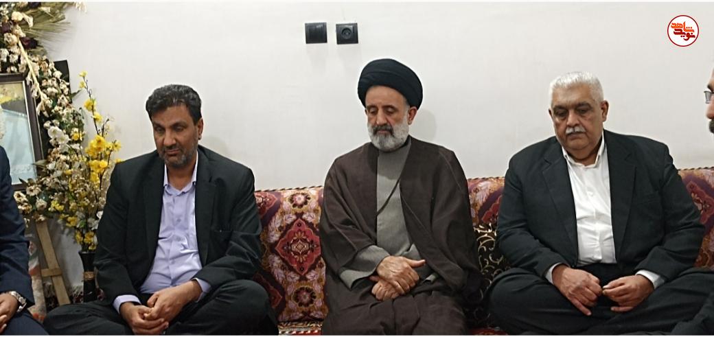 گزارش تصویری/ دیدار نماینده ولی فقیه در بنیاد شهید با ۴ خانواده شهید جنگ رمضان در شوش و کرخه