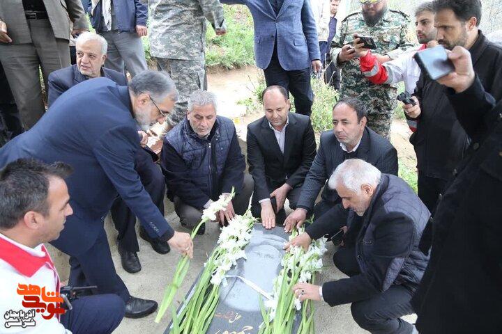 برگزاری مراسم دومین سالگرد شهدای خدمت در یادمان ورزقان