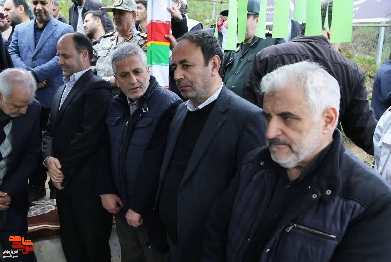 برگزاری مراسم دومین سالگرد شهدای خدمت در یادمان ورزقان