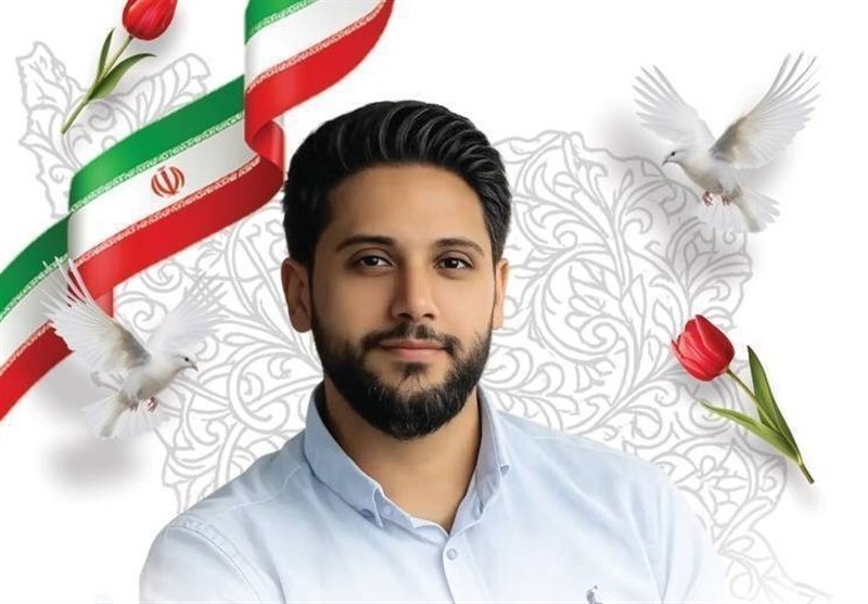 ادای احترام به مقام شهید علی محققی؛ شهیدی که با اخلاص و مسئولیتپذیری به مردم خدمت کرد ادای احترام به مقام شهید علی محققی؛ شهیدی که با اخلاص و مسئولیتپذیری به مردم خدمت کرد