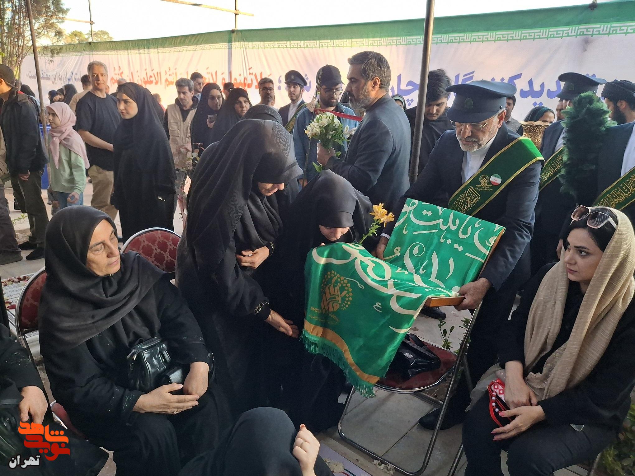 پنجشنبه‌ای که قطعه ۴۲ بوی آسمان گرفت