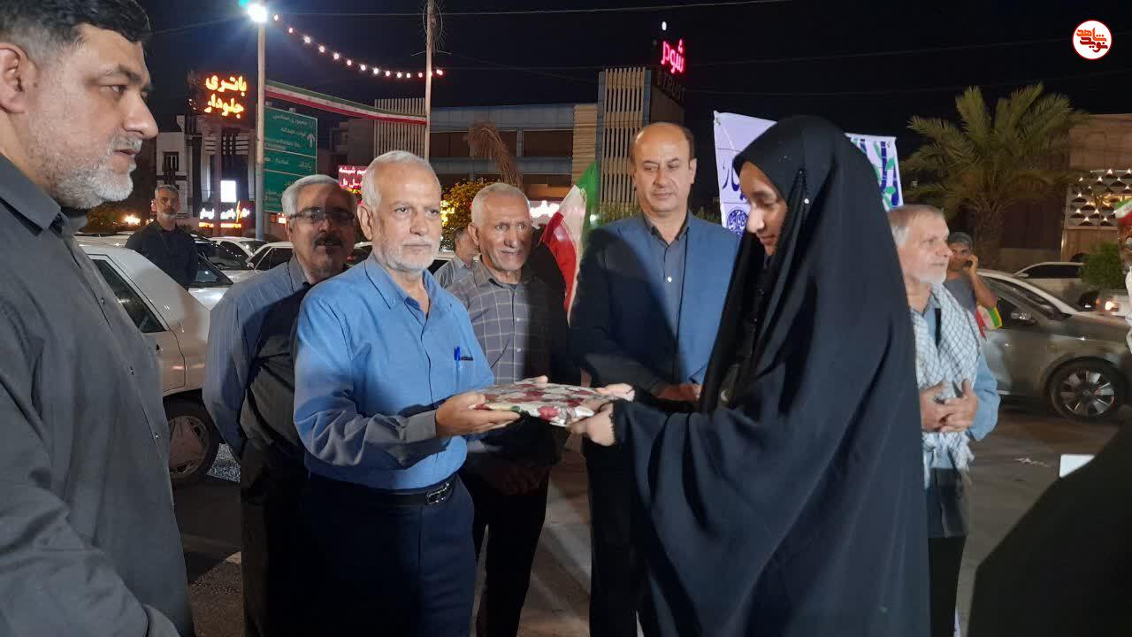 گزارش تصویری/ تجلیل از دختران شهدا به مناسبت روز دختر در غرفه‌های فرهنگی پردیس «سلام شهید» در اهواز