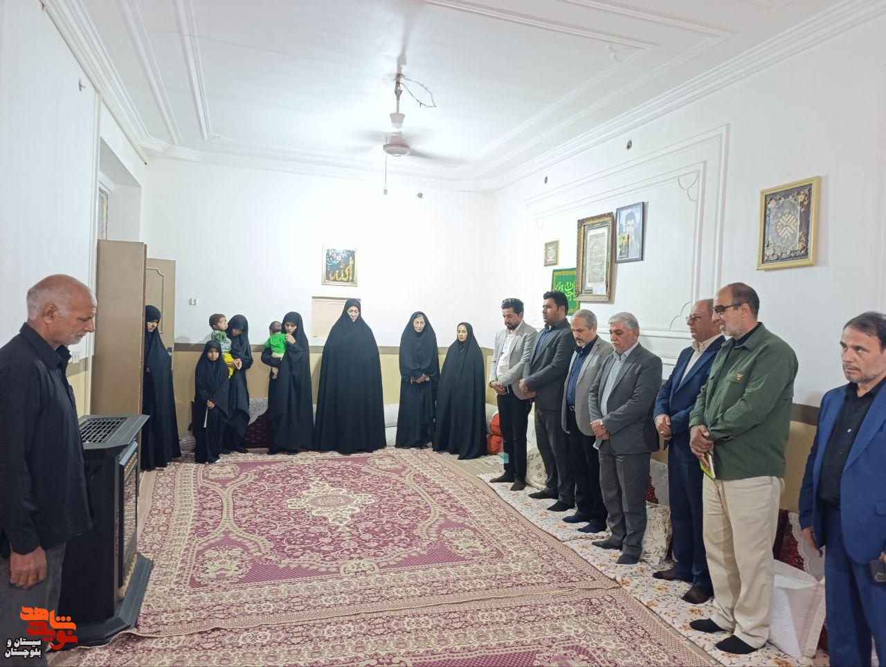 تجدید میثاق مسئولان دانشگاه علوم پزشکی زابل با خانوادههای شهدای والامقام جنگ رمضان تجدید میثاق مسئولان دانشگاه علوم پزشکی زابل با خانوادههای شهدای والامقام جنگ رمضان
