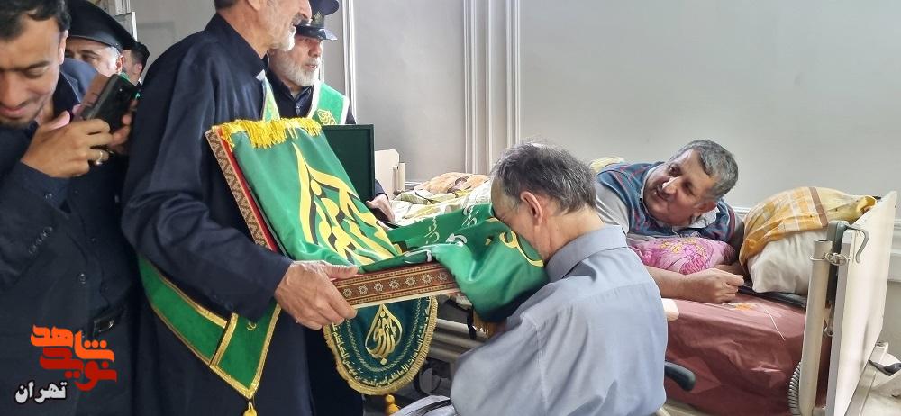 خادمین حرم شاهچراغ (ع) با جانبازان آسایشگاه امام خمینی دیدار کردند
