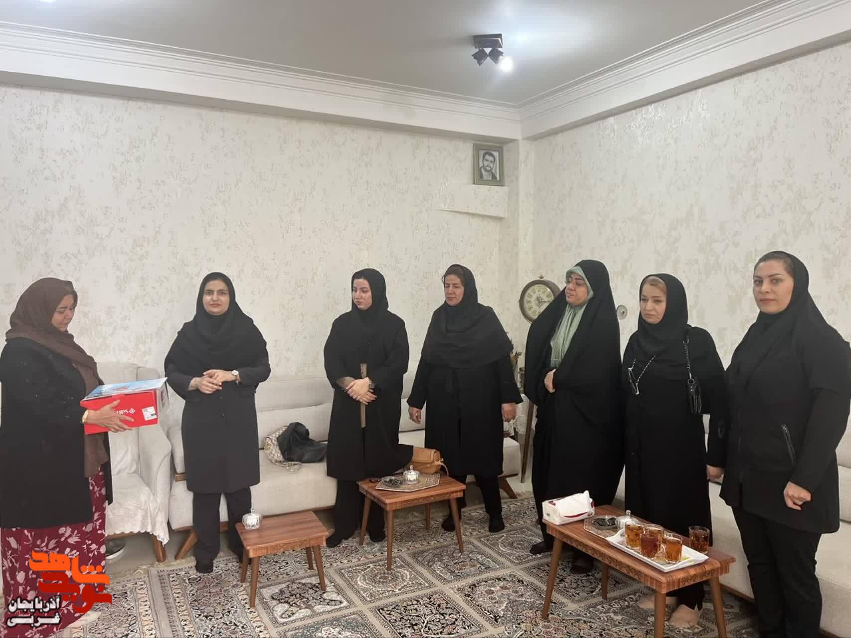 دیدار از خانواده های معظم شهدا و ایثارگران در شهرستان بوکان دیدار از خانواده های معظم شهدا و ایثارگران در شهرستان بوکان