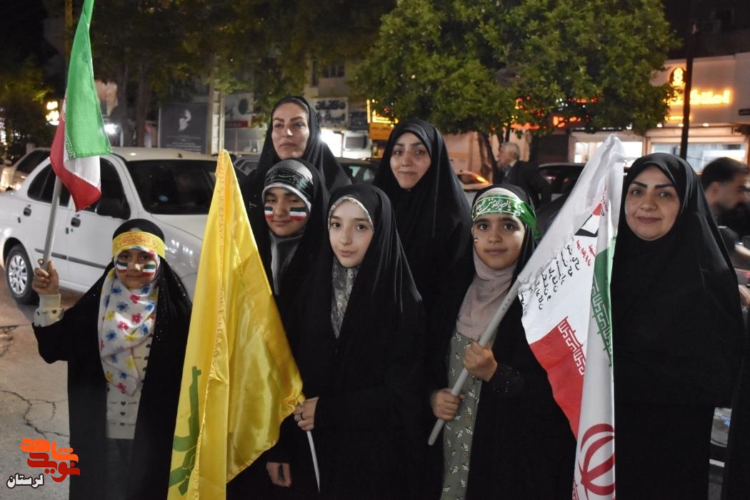 اجتماع خادمان شهدا به یاد رهبر شهید
