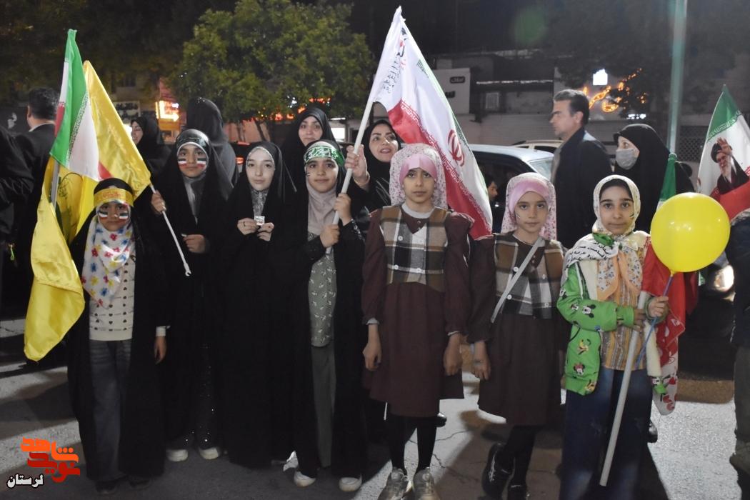 اجتماع خادمان شهدا به یاد رهبر شهید