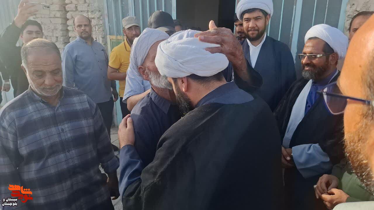 تجلیل ویژه از ایثارگریهای خانواده شهدای رمضان در زابل تجلیل ویژه از ایثارگریهای خانواده شهدای رمضان در زابل