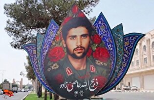 ورودی‌های شهر یزد به تمثال ۲۴ شهید شاخص استان مزین شد