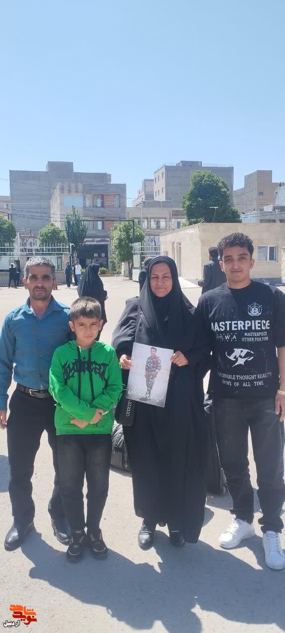 بازگشت کاروان خانوادههای شهدای جنگ ۱۲روزه و رمضان اردبیل از مشهد مقدس+ عکس بازگشت کاروان خانوادههای شهدای جنگ ۱۲روزه و رمضان اردبیل از مشهد مقدس+ عکس