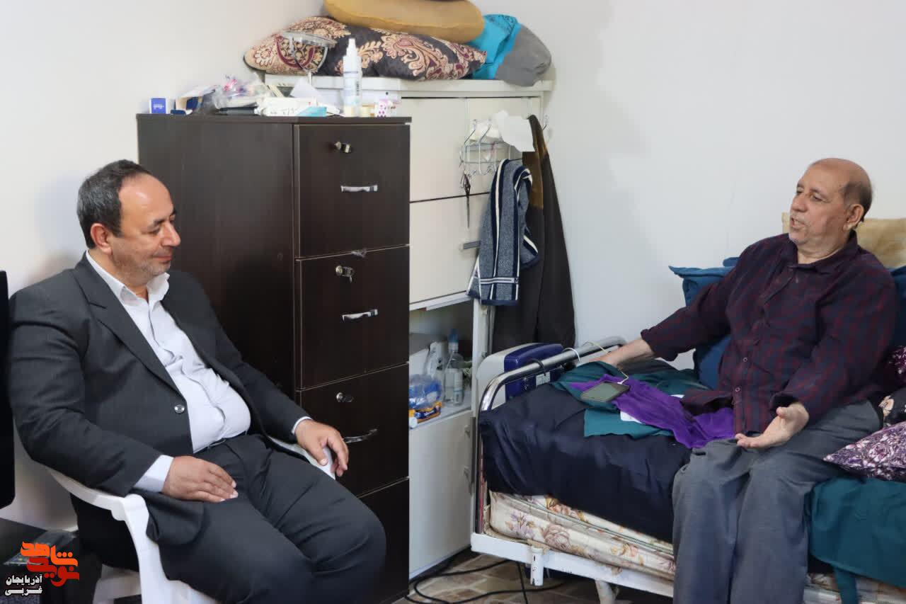 دیدار و عیادت مدیرکل بنیاد شهید و امورایثارگران آذربایجان غربی و معاونت بهداشت و درمان با جانباز ۷۰ درصد «نوروزعلی اخلاقی» در ارومیه دیدار و عیادت مدیرکل بنیاد شهید و امورایثارگران آذربایجان غربی و معاونت بهداشت و درمان با جانباز ۷۰ درصد «نوروزعلی اخلاقی» در ارومیه